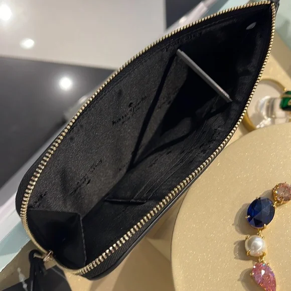 Kate Spade Lucy Medium L-Zip Wristlet
COLOR:
Black Multi
NWT - Picture 14 of 16